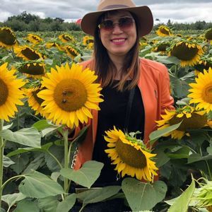 Meet your Posher, Gia